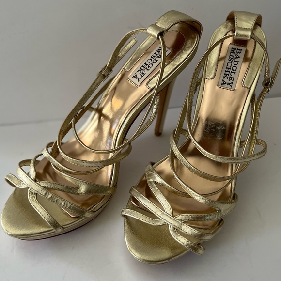 Badgley Mischka Shoes - BADGLEY MISCHKA Metallic gold platform, stiletto straps heels. Size 9.5